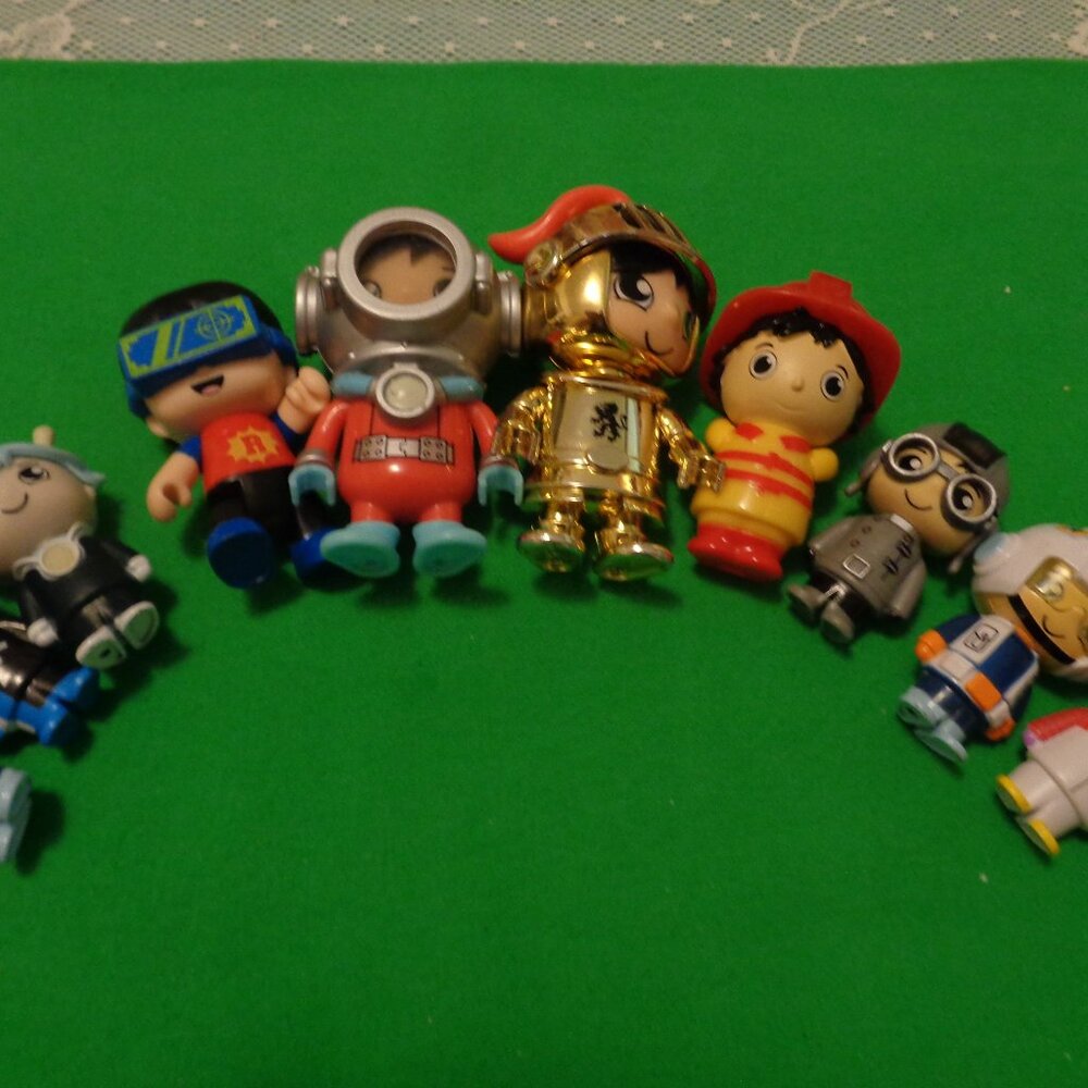 BONKERS TOYS LLC RYANS WORLD ACTION FIGURES LOT - Picture 2 of 5